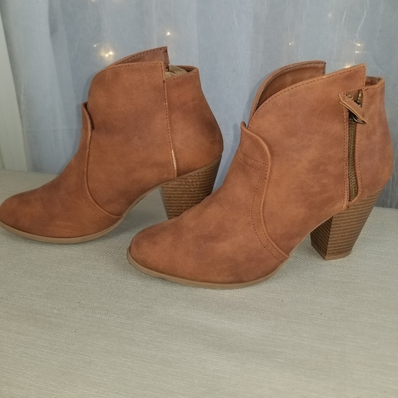 Qupid ankle boots. - Picture 4 of 10